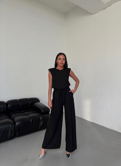 SET PAMELA CU CAPSULE - Negru