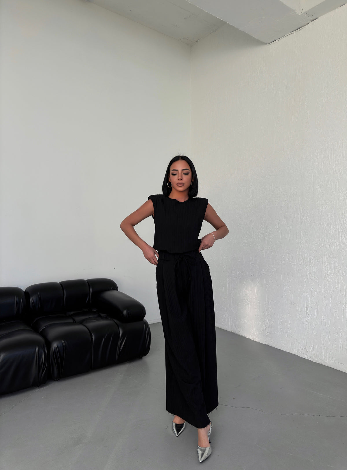 SET PAMELA CU CAPSULE - Negru