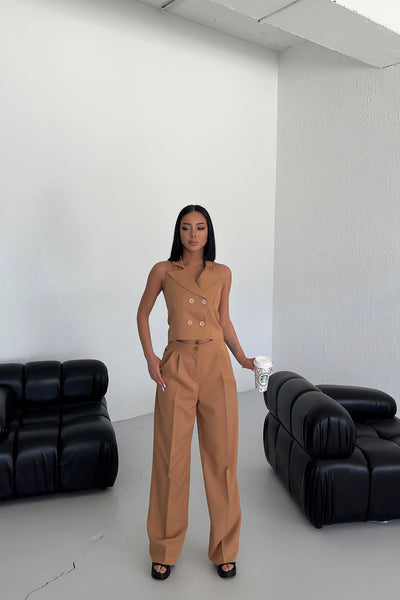 Shawl Collar Buttoned Vest - Tan
