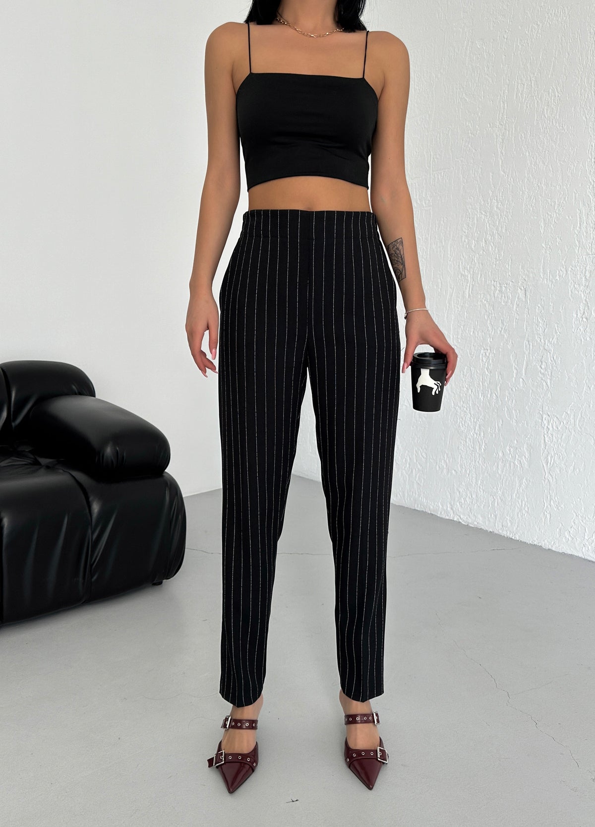 Pantaloni cu dungi și talie elastică - Negru