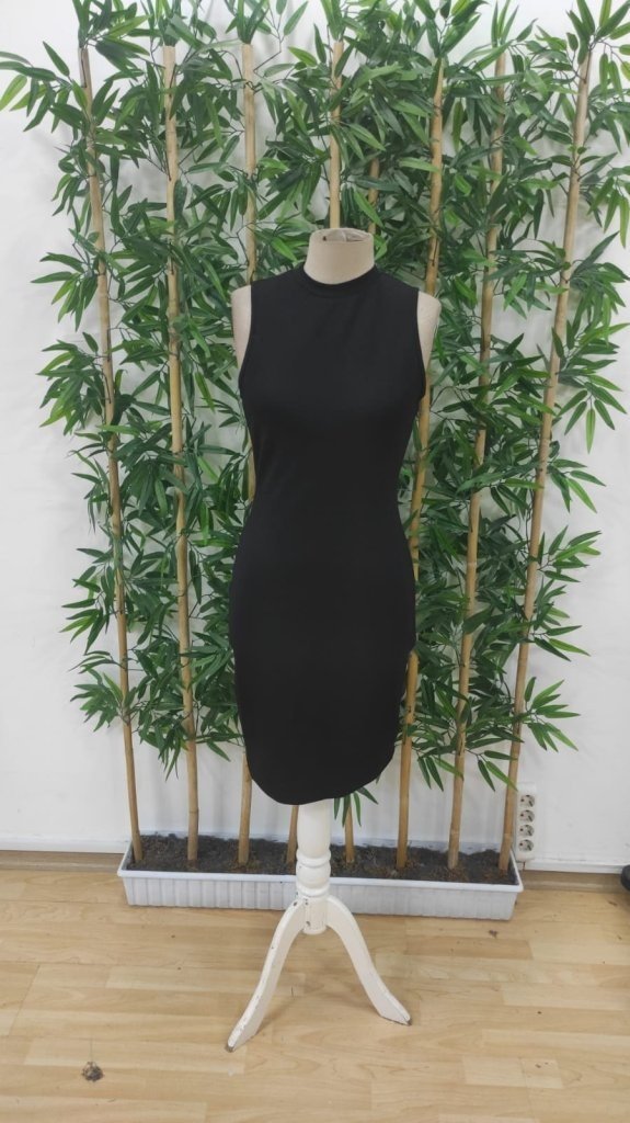 Rochie de damă din crep strălucitor, cu guler rotund și umeri goi, 26725