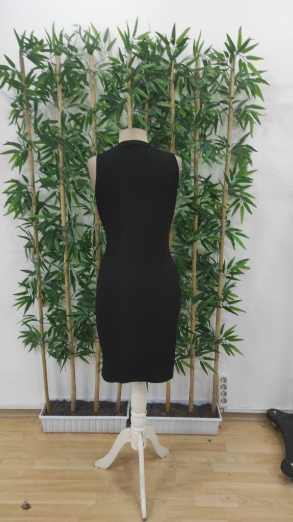 Rochie de damă din crep strălucitor, cu guler rotund și umeri goi, 26725