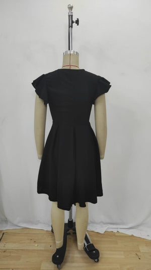 Rochie de damă din crep importat, plisată, cu mâneci fluture, guler rotund, 27311