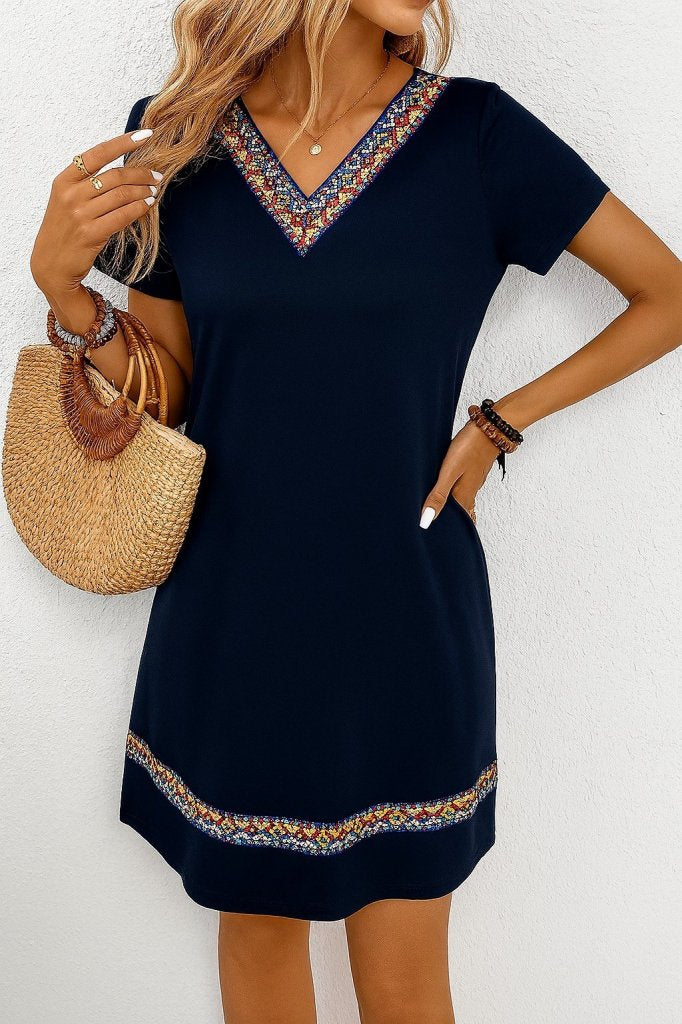 Rochie de damă din viscoză cu model etnic, cu mânecă scurtă și decolteu în V, cu detalii în dungi, 25998