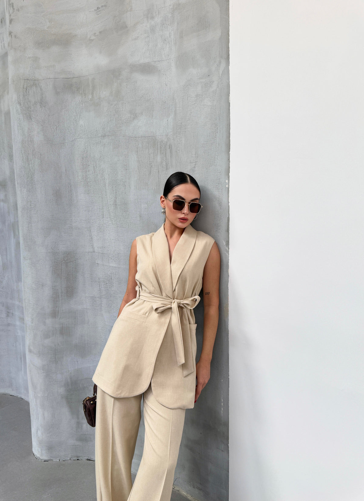 Set două piese, vestă și pantaloni CURA - Bej
