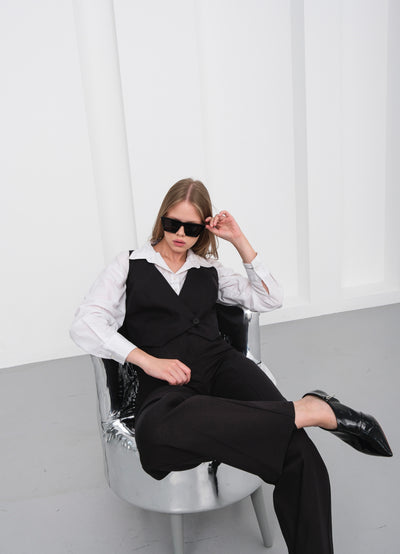 Set vestă și pantaloni din in toscan cu două nasturi și un singur nasture - Negru