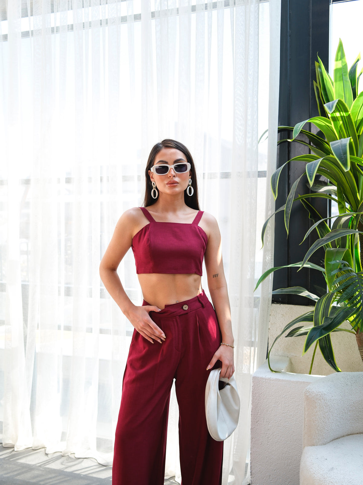SET DOUĂ PIESE CU PANTALONI ȘI ROCHIE DIN IN - Vișiniu
