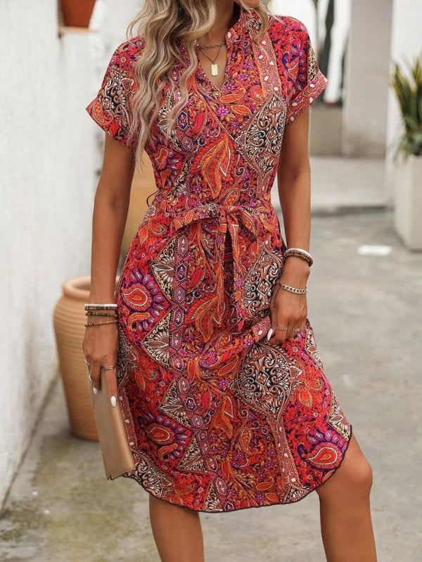 Rochie de damă cu mânecă scurtă, decolteu în V, guler mandarin, cu curea, din in cu model, 26527