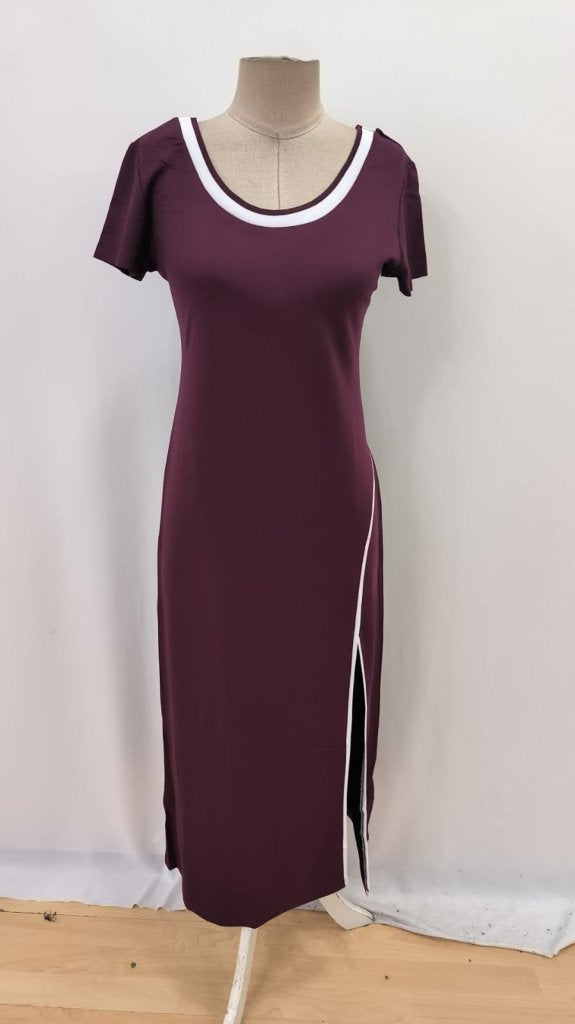 Rochie de damă albă, lungă, din viscoză, cu mânecă scurtă, decolteu rotund și detalii cu crăpături, 34119
