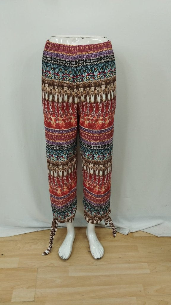 Pantaloni de damă din crep cu talie înaltă și șlițuri laterale, 34684