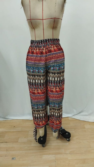 Pantaloni de damă din crep cu talie înaltă și șlițuri laterale, 34684