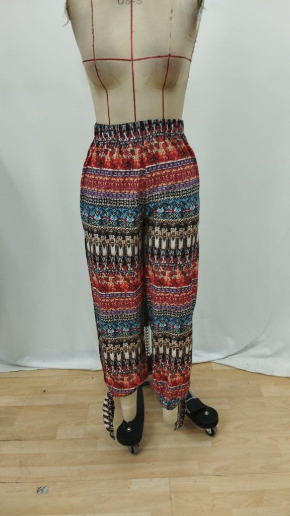 Pantaloni de damă din crep cu talie înaltă și șlițuri laterale, 34684