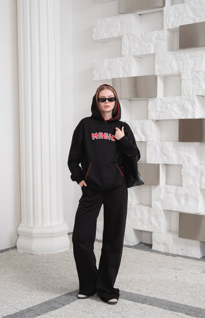 Set trening cu glugă și brodat Magic Suzene - Negru