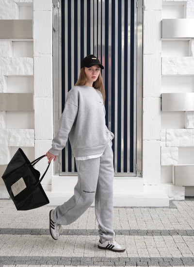 Costum SUPREM cu hanorac brodat și garnitură - A.Grey