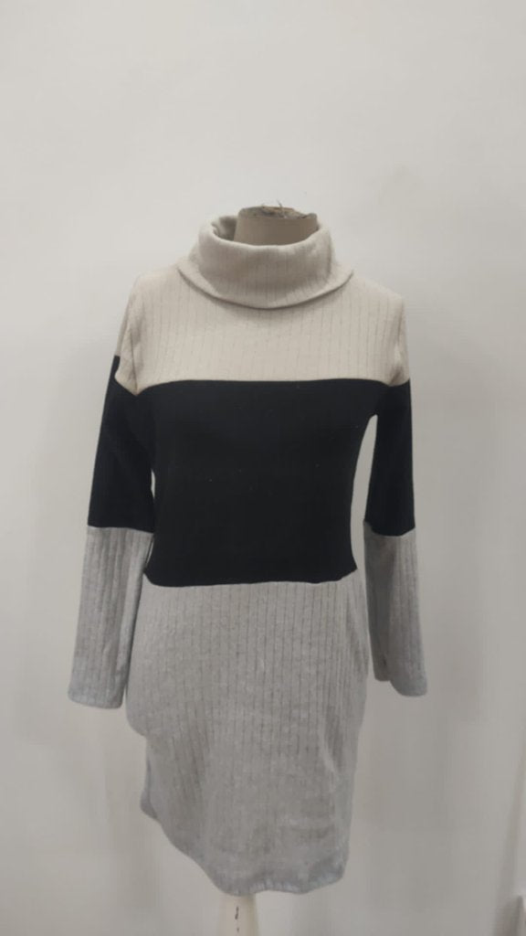 Rochie tip costum cu mâneci lungi, guler înalt, cu dungi multicolore și căptușeală tip cașmir, 30834