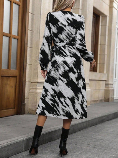 Rochie mini din modal cu mânecă lungă, decolteu înfășurat, cu noduri laterale și model, 27847