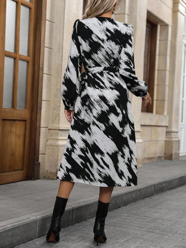 Rochie mini din modal cu mânecă lungă, decolteu înfășurat, cu noduri laterale și model, 27847