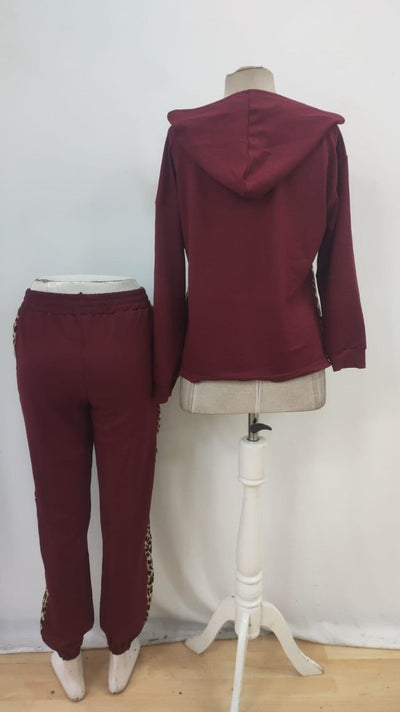 Set de două piese: Bluză cu mâneci lungi și cu glugă cu model leopard din viscozã doi fir și pantaloni pentru femei, 27997