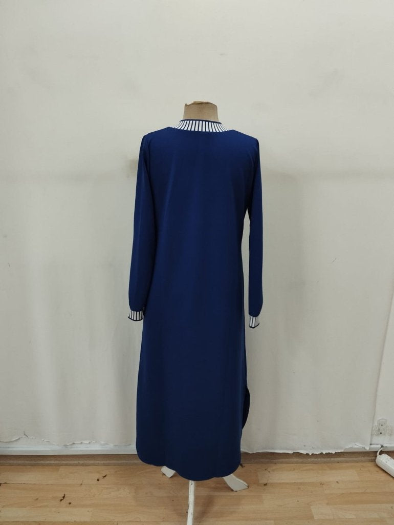 Rochie lungă de damă, din viscoză, cu mânecă lungă, decolteu în V și șlițuri laterale, 32215