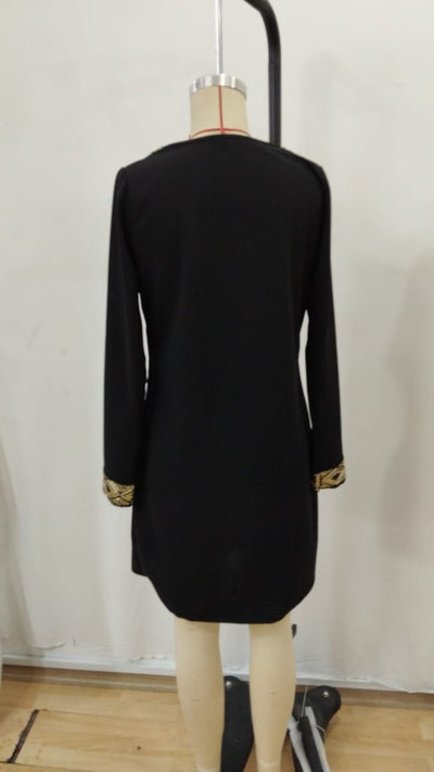 Rochie mini de damă, import, din crep, cu mânecă lungă, decolteu în V și paiete, 31695