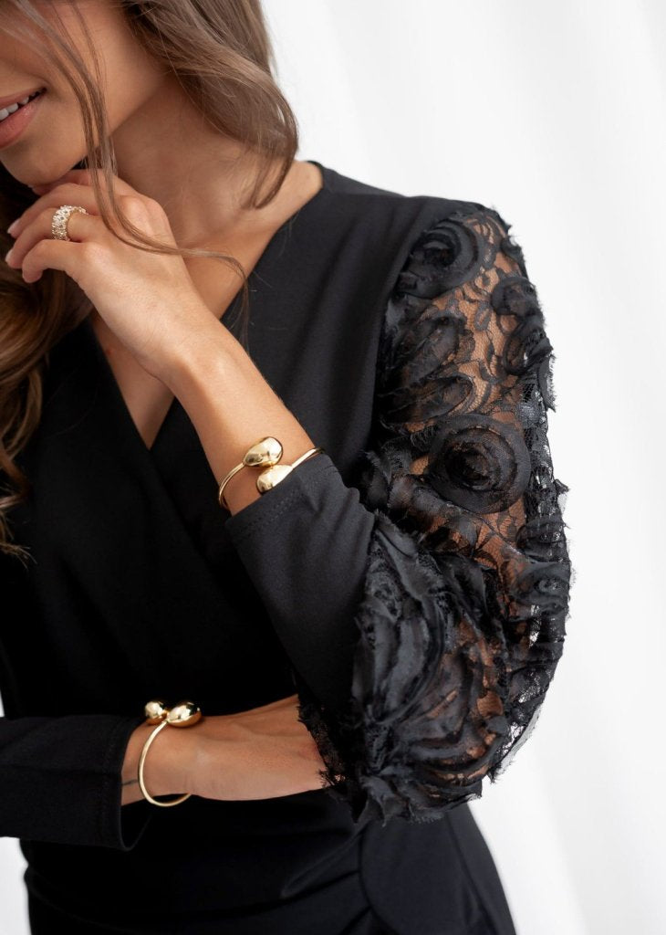 Rochie mini din crep importat pentru femei, cu mâneci lungi, decolteu înfășurat, detaliu încrucișat în față, mâneci cu detaliu floral din dantelă, 30536