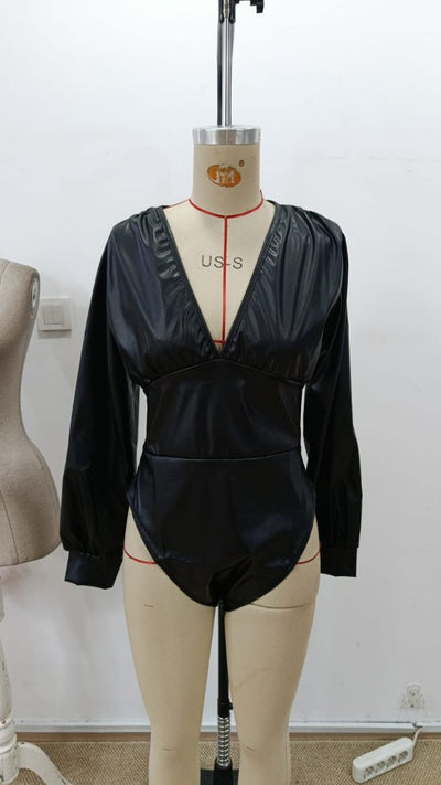 Women's Long Sleeve Deep V-Neck Leather Bodysuit, 31999