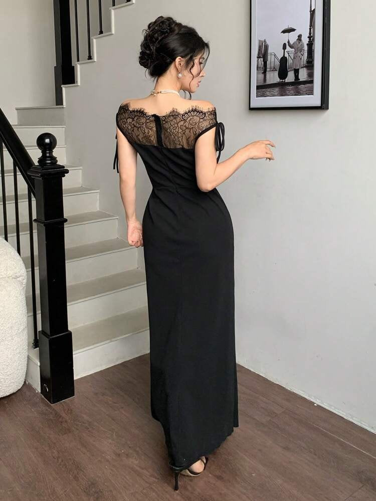Rochie lungă de damă, din crep importat, cu decolteu barcă, detalii din dantelă la bust și decolteu, 36178