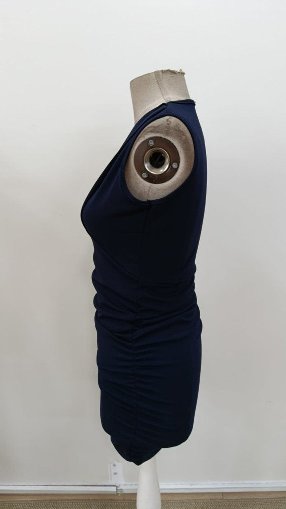Rochie scurtă femininǎ din Krep importat, cu bretele, guler în cruce, pliseu pe laterale, 36395