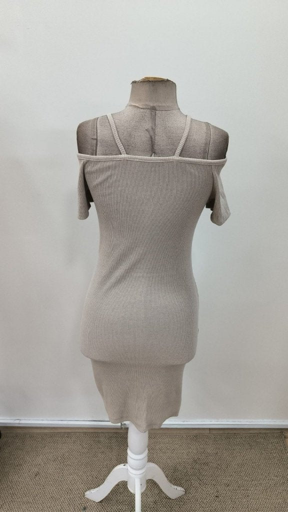 Rochie de damă cu bretele, fermoar frontal, croială asimetrică, model corset cu nervuri groase, 31329