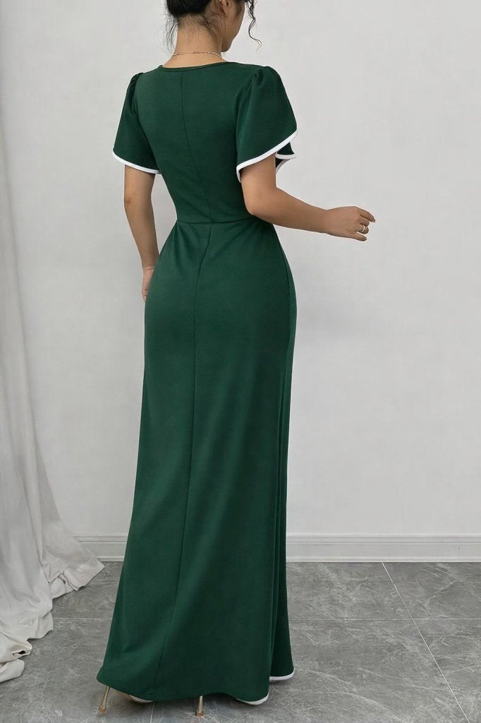 Rochie de damă din crep cu mânecă scurtă și decolteu pătrat, cu decupaj încrucișat în față, 31404