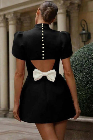 Rochie scurtă din satin pentru femei, cu mânecă scurtă, guler înalt și detaliu fluture la spate, 31415