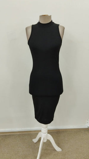 Rochie scurtă de damă cu guler înalt, fără mâneci, model scuba, 31566