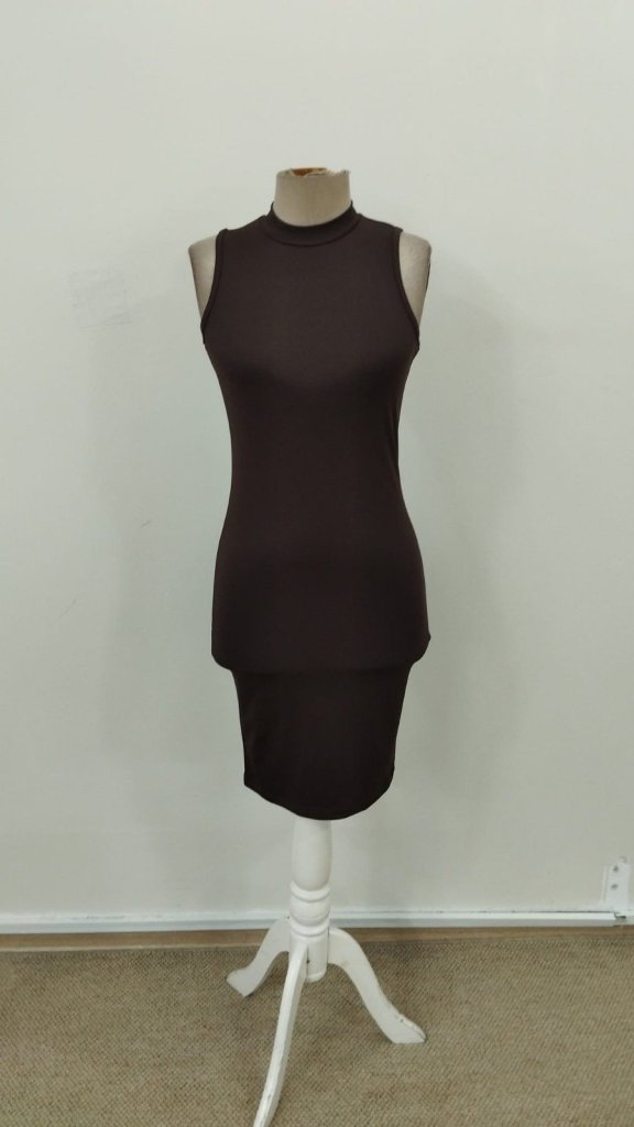 Rochie scurtă de damă cu guler înalt, fără mâneci, model scuba, 31569