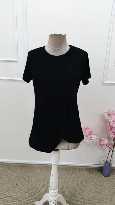 Bluza din viscon cu mânecă scurtă, guler rotund, croial asimetric cu detalii, 36636