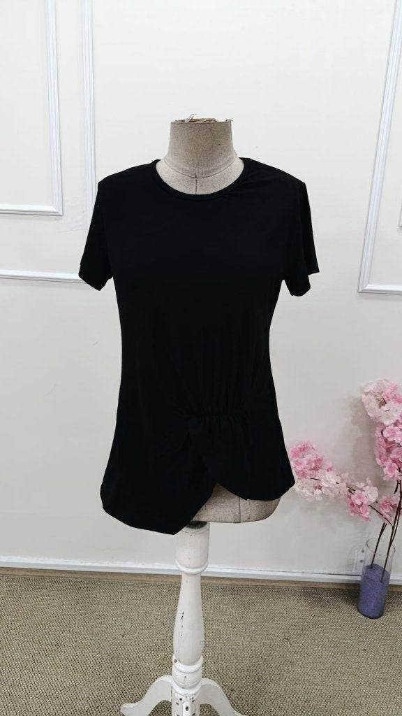 Bluza din viscon cu mânecă scurtă, guler rotund, croial asimetric cu detalii, 36636