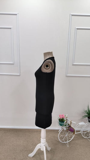 Rochie scurtă de damă, cu guler rotund și bretele, model scufundat, cu bust jos, 31771