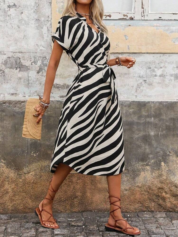 Rochie midi Supreme pentru femei, cu mânecă scurtă, decolteu în V, imprimeu zebră, 32092