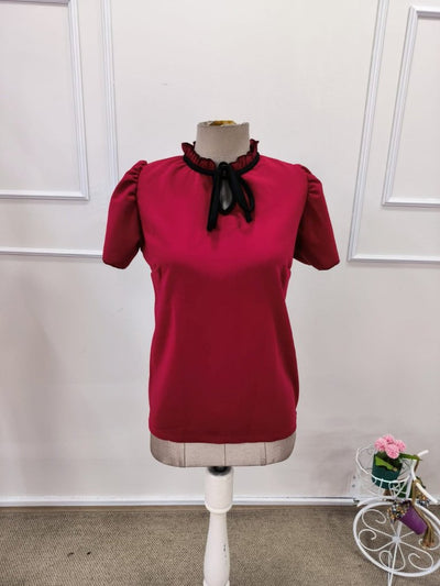 Bluz crep Janjan pentru femei cu maneca scurta, gat cu volanuri si snur decorativ, 35648