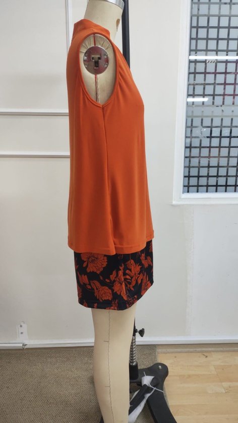 Kadın Askılı V Yakalı Sandy Bluz Ve Desenli Short Ikili Takım, 37150