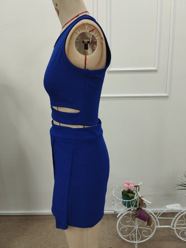 Set de două piese pentru femei, bluză scurtă evazată, cu guler rotund și bretele, fustă și pantaloni scurți, 32370