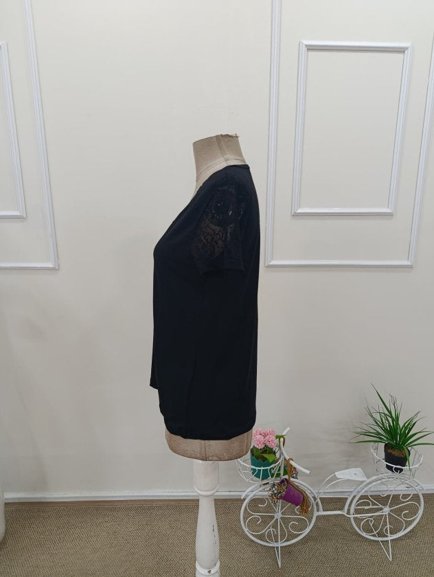 Kadın Kısa Kollu V Yakalı Dantelli Viskon Bluz, 33496