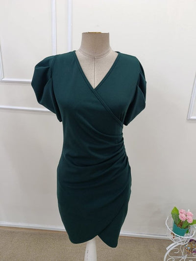 Rochie scurtă de damă, import, din crep, cu mânecă scurtă, guler petrecut și tăietură asimetrică, 32759