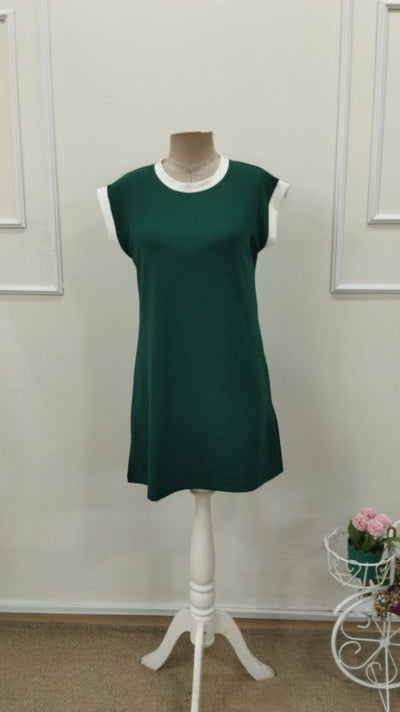 Women's Short Sleeve Round Neck Contrast Cuff Detail Short Crinkled Crepe Dress, 32767