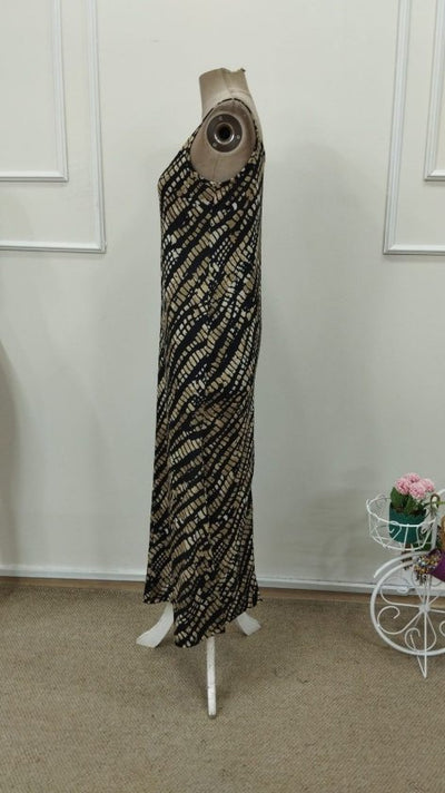 Women's Spaghetti Strap V-Neck Patterned Long Interlock Dress, 32774