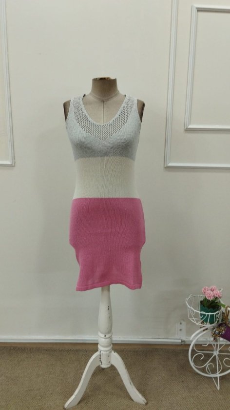 Rochie scurtă tricotată multicoloră, cu decolteu în V și bretele pentru femei, 34774
