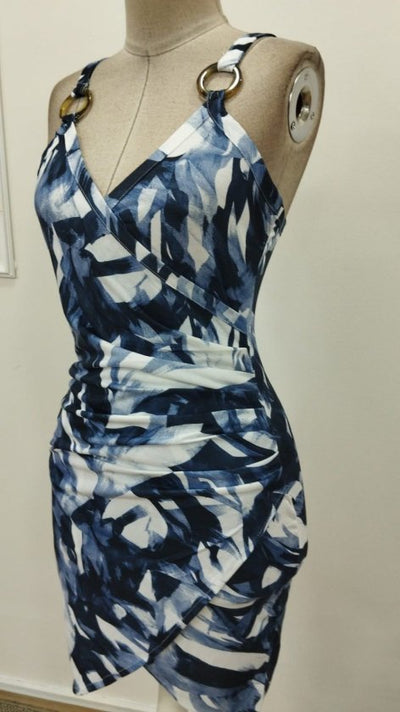 Rochie scurtă femininǎ din Super, cu bretele, guler în cruce, detalii cu inele, 36439