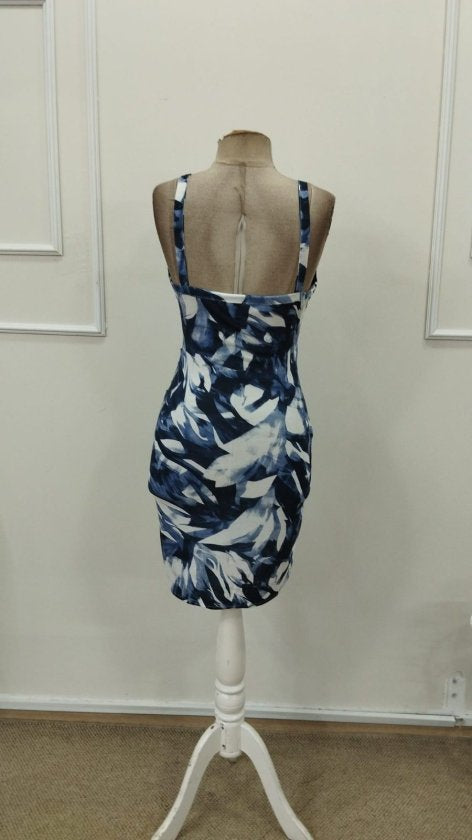 Rochie scurtă femininǎ din Super, cu bretele, guler în cruce, detalii cu inele, 36439