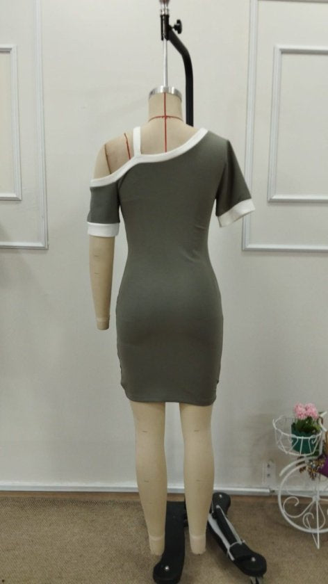 Rochie damă din modal cu mânecă scurtă, croială asimetrică, guler cu bandă și detalii accesorii, 32926