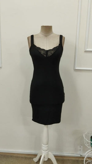 Rochie scurtă de damă din dantelă, cu bretele, decolteu în V și imprimeu floral, 32932