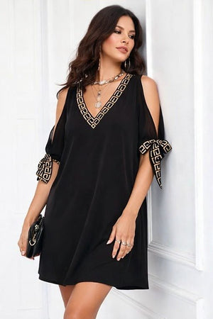 Rochie scurtă de damă, cu mânecă scurtă și decolteu în V, culoare nisip, 34640